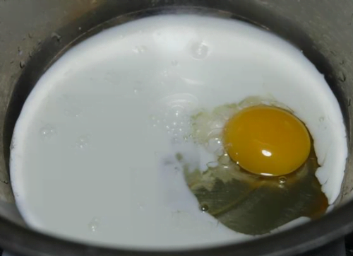 晚上揉面早上烤,這個(gè)披薩味道好,小孩子最愛了